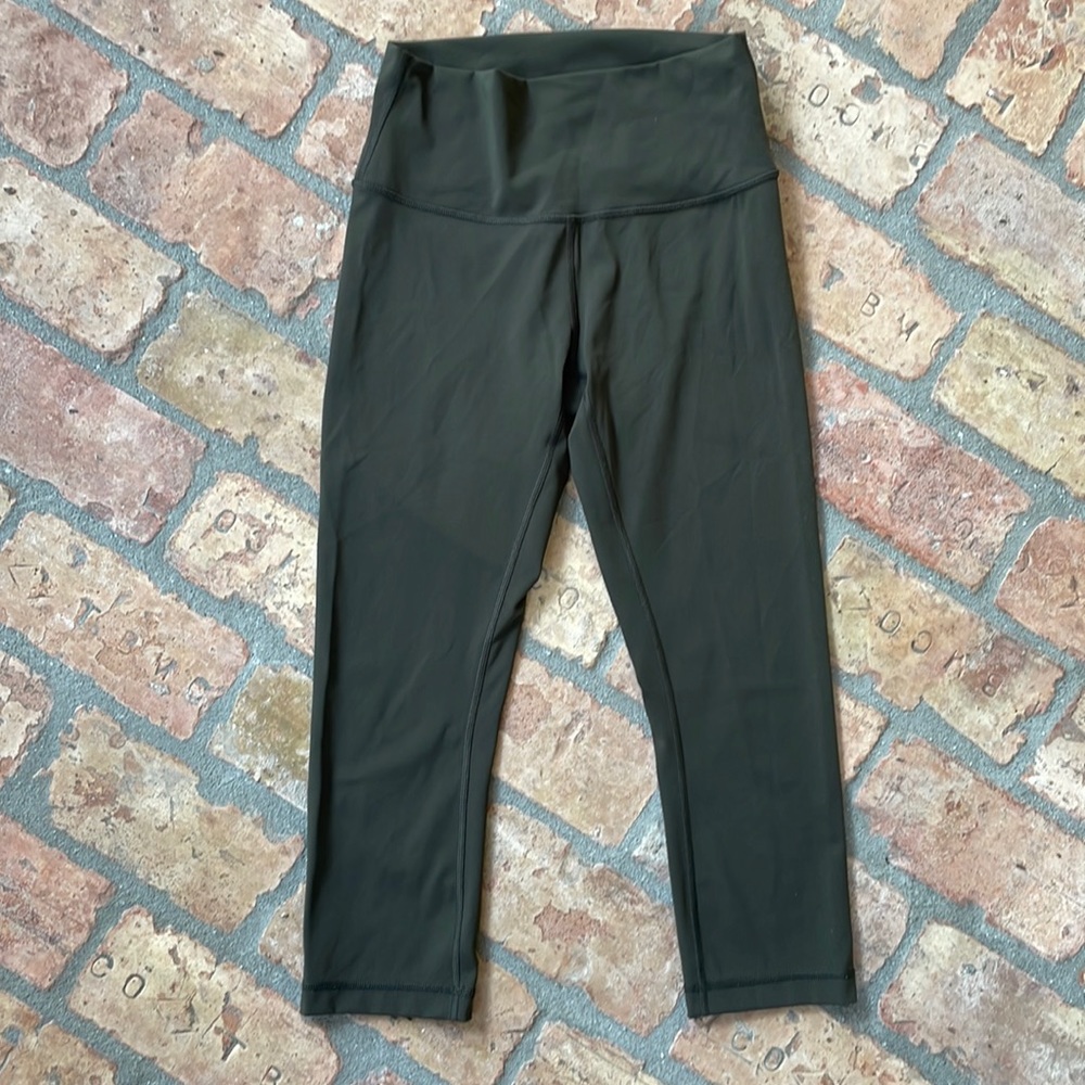 Lululemon Wunder Under Crop